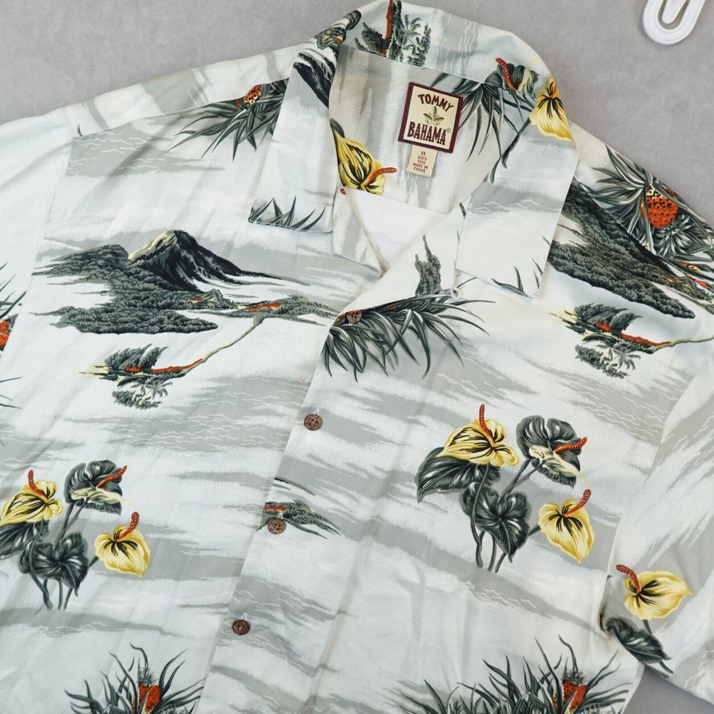 Tommy Bahama Casual Button-Down Shirts