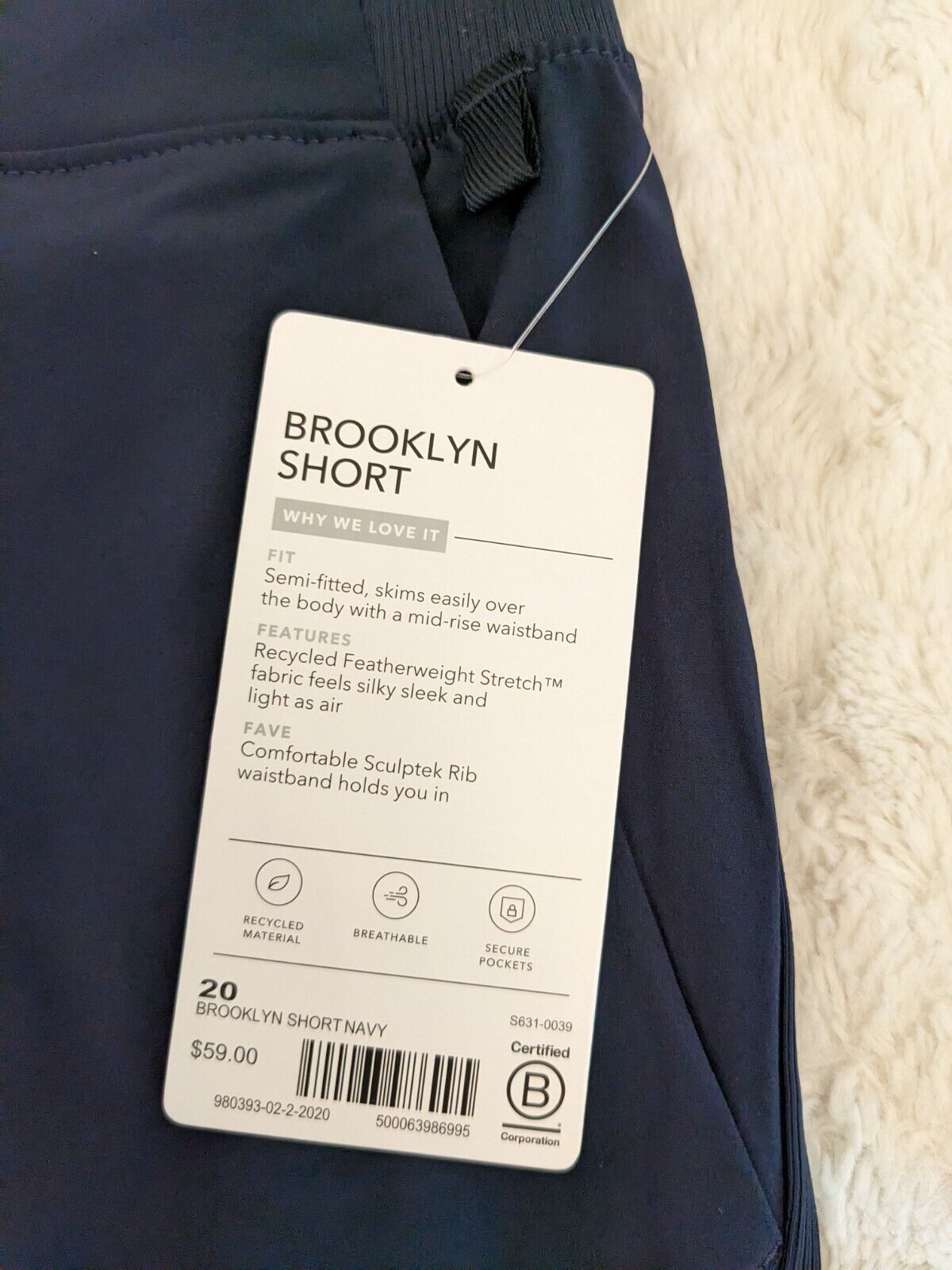 NWT ATHLETA Brooklyn Short Womens 20 Navy Blue Zip Pocket Sculptek Rib Waist NEW