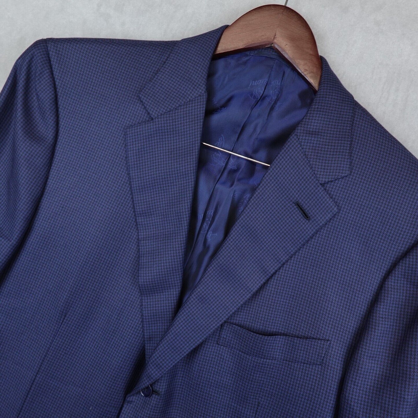 Brioni Suits & Suit Separates