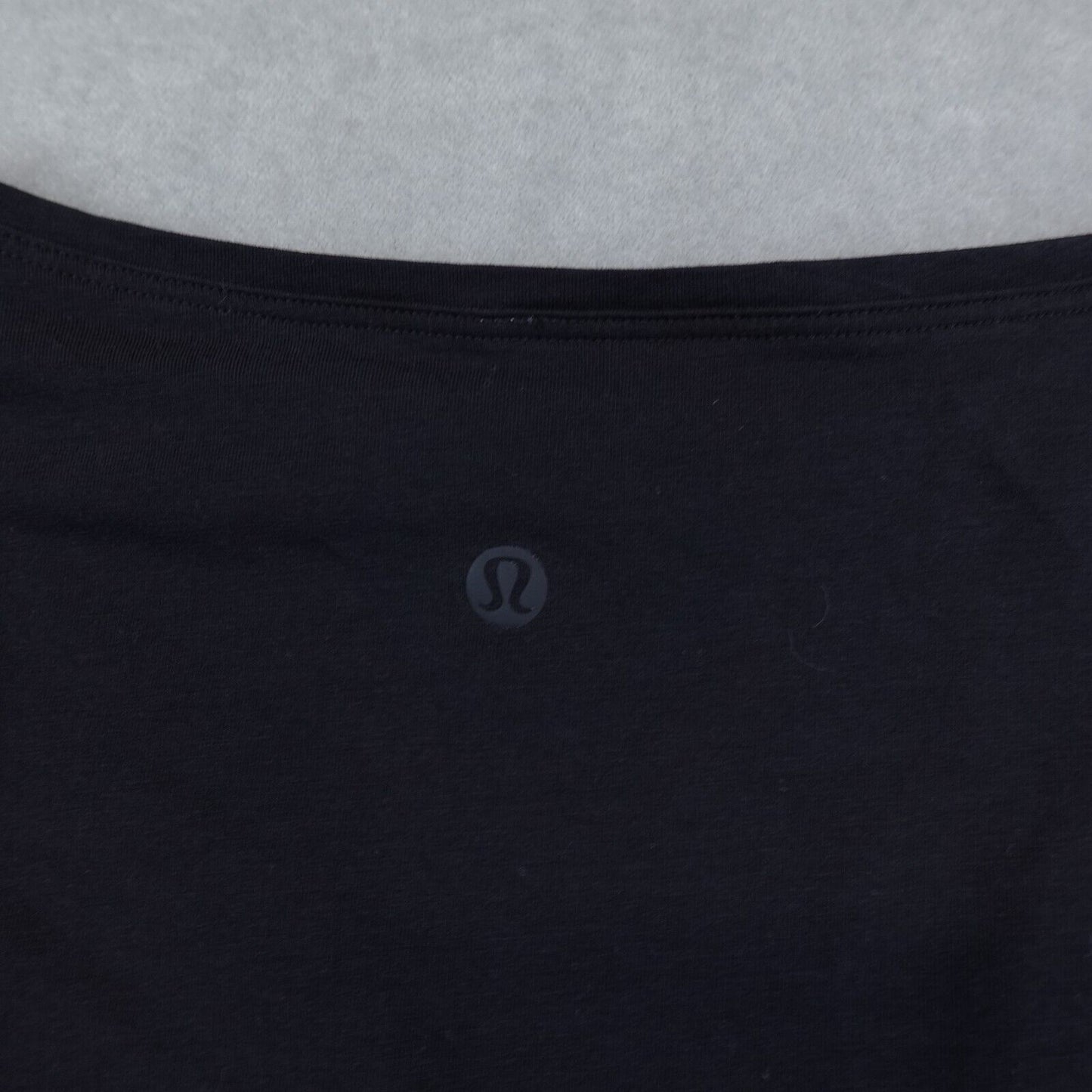 Lululemon T-Shirt