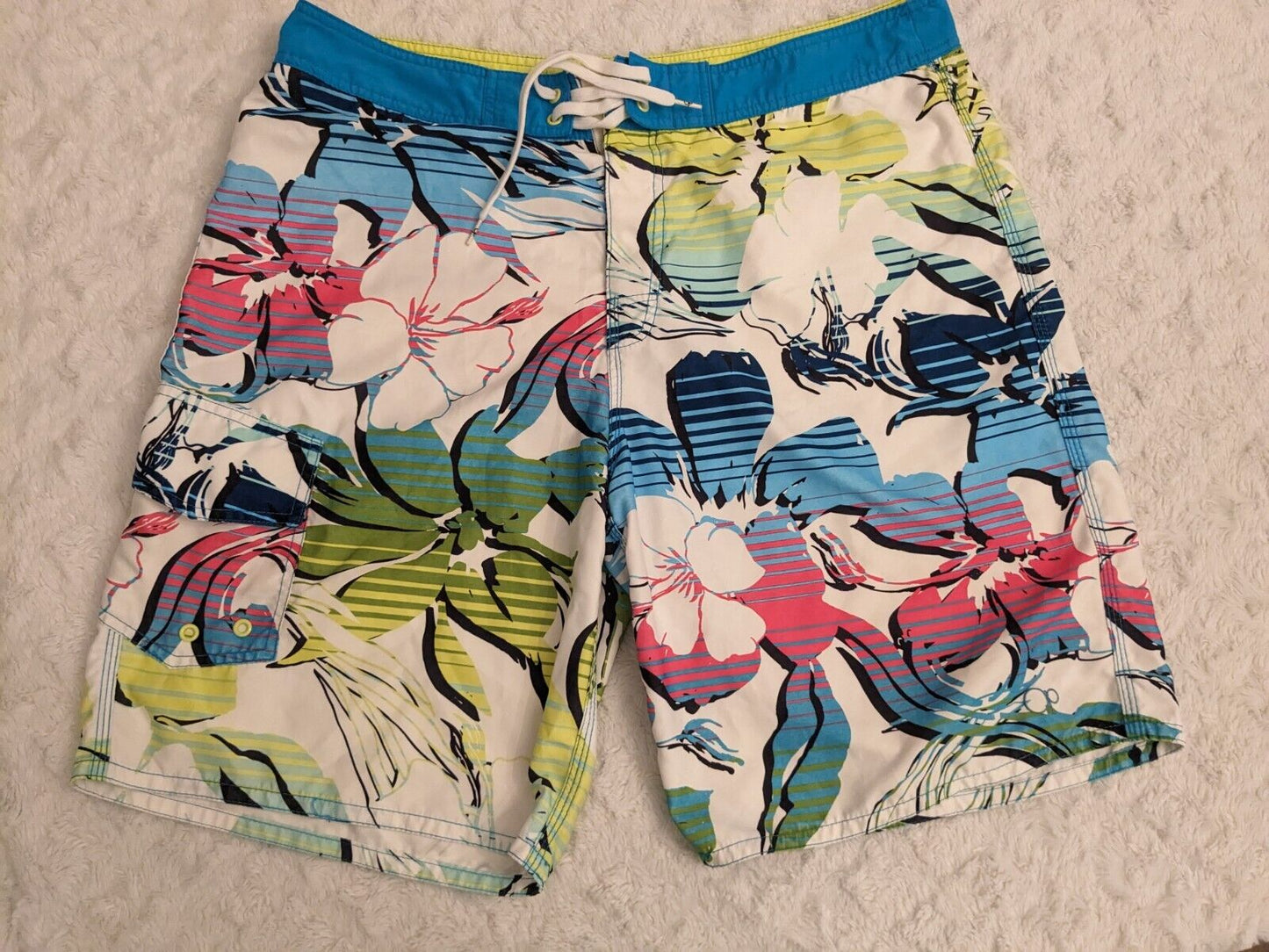 Vintage OP Ocean Pacific Swim Shorts Mens 38 Drawstring Floral Print Trunks OP