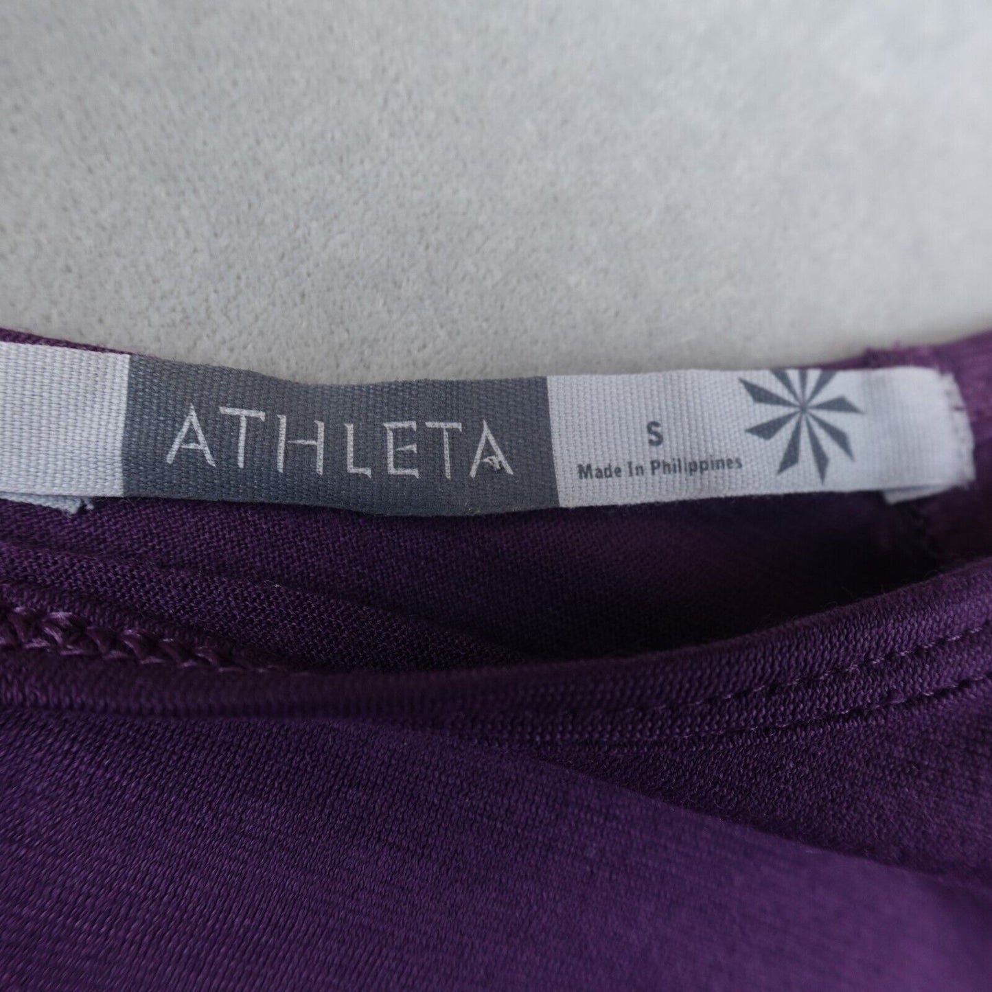 Athleta Industry Top Merino Wool Women Size Small Long Sleeve Open Back Purple