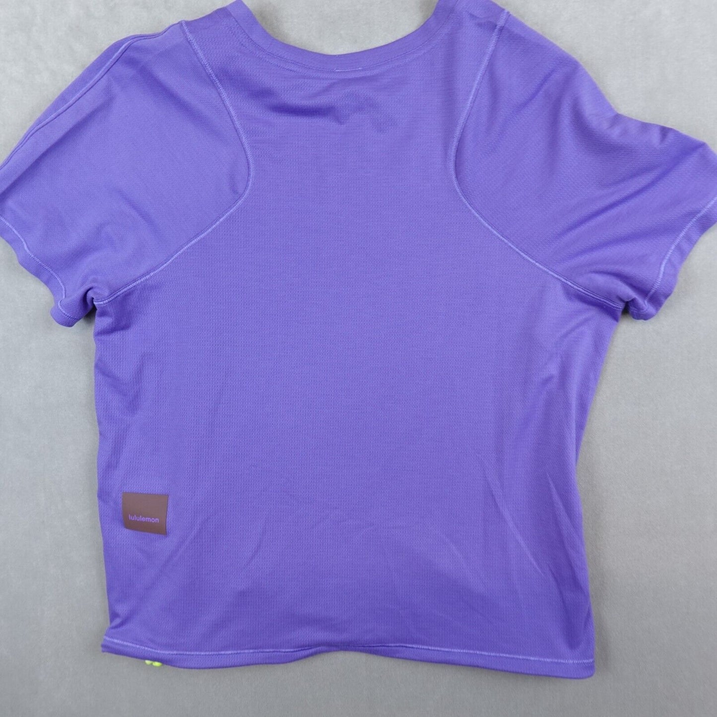 Lululemon T-Shirt