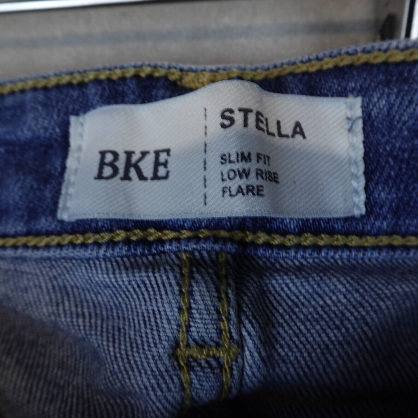 Buckle Jeans