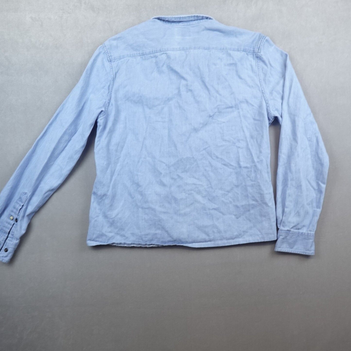 Wrangler Shirt Women Large Blue Chambray Denim Pearl Snap Long Sleeve