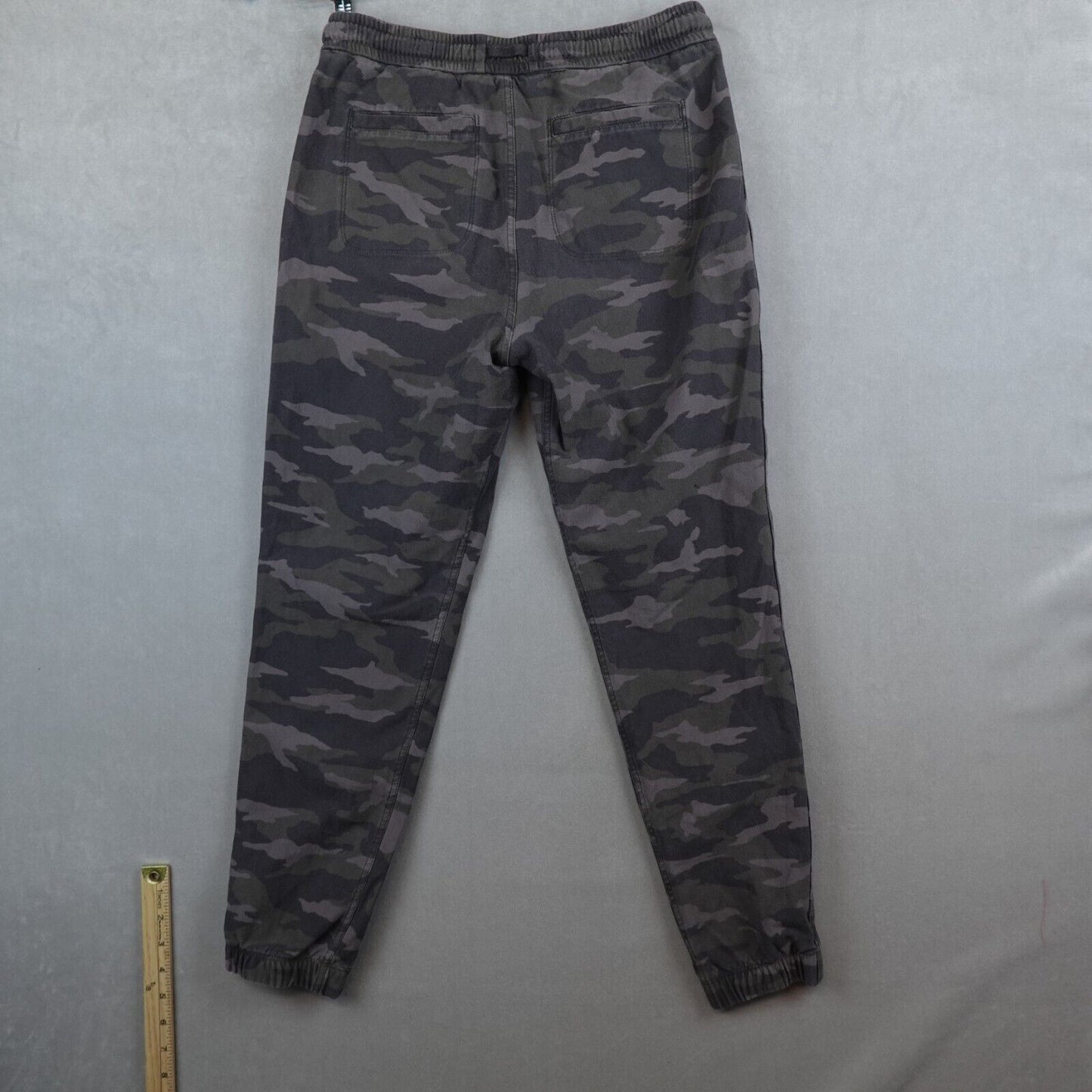 Athleta Farallon Joggers Women Size 6 Olive Camo Pants Stretch Drawstring Pocket