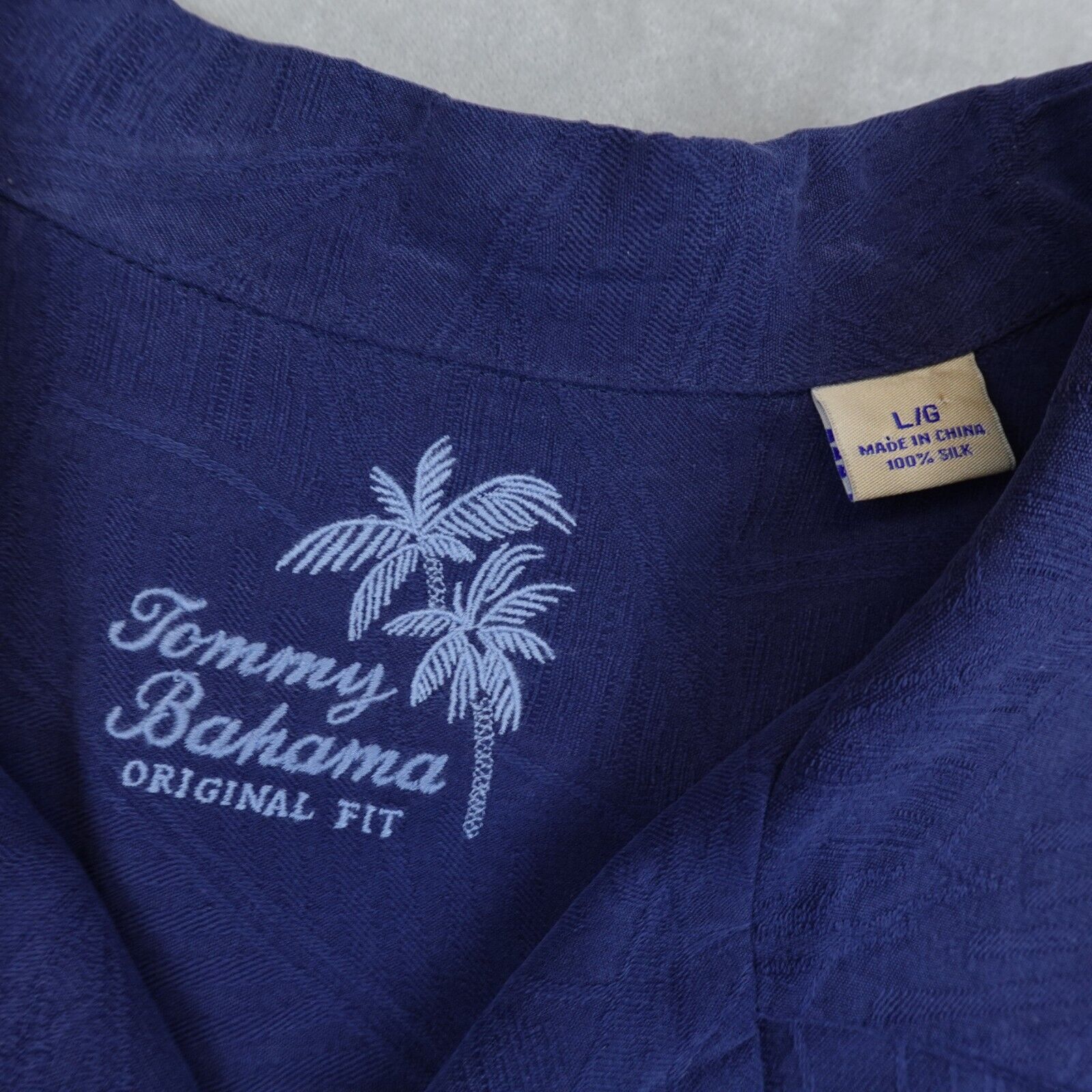 Tommy Bahama Button-Up