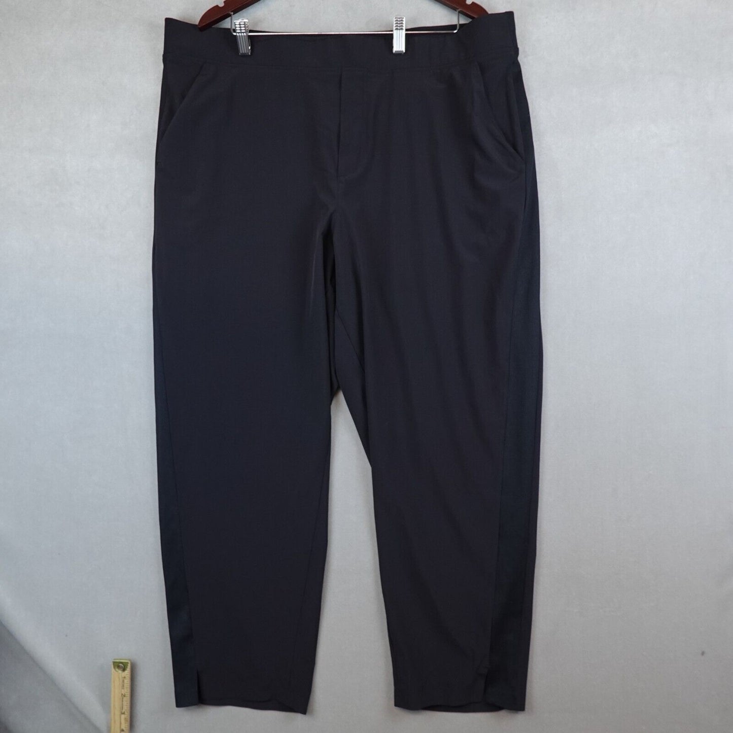 ATHLETA Brooklyn Pants Womens 22 Black Ankle High Rise Pull On Pockets Travel