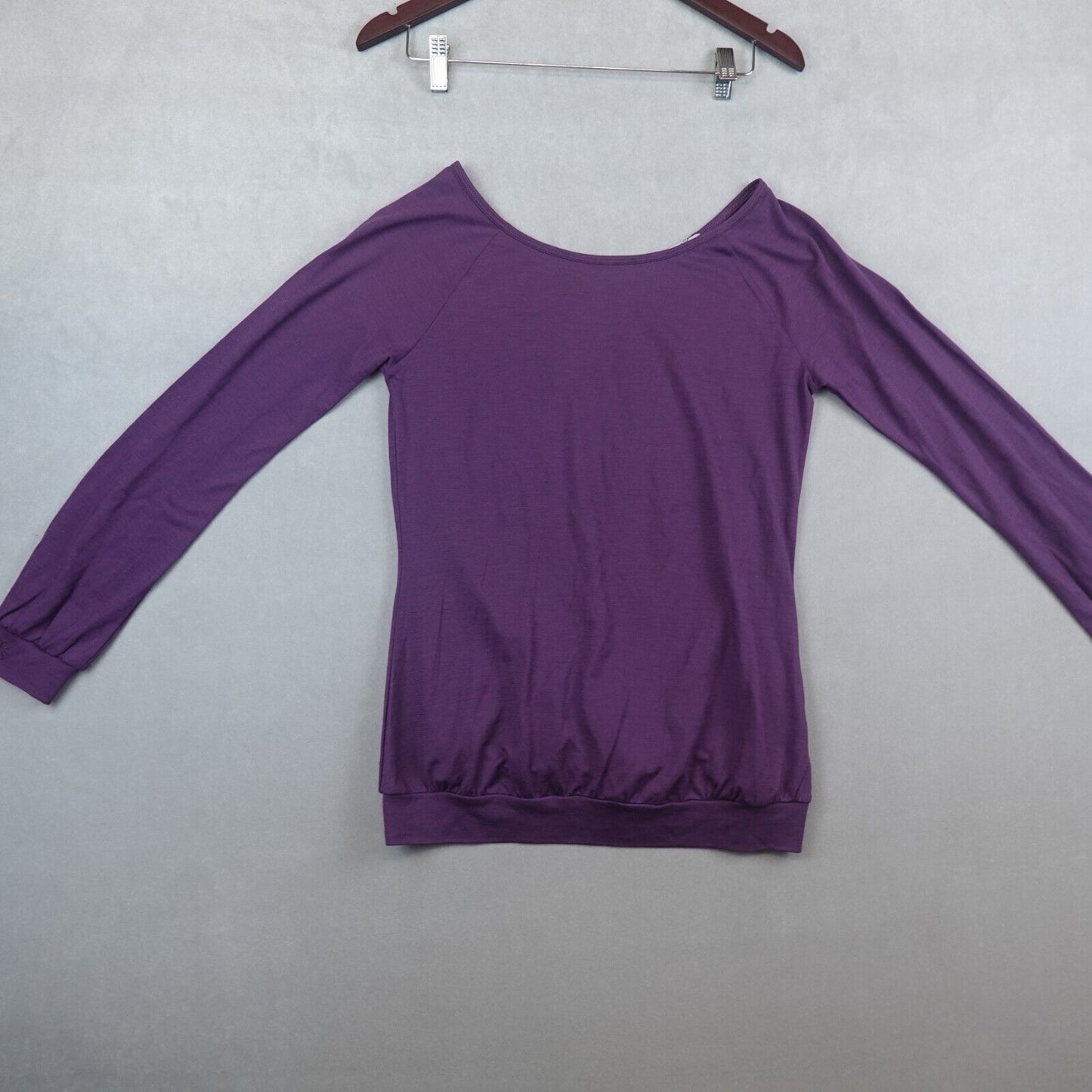 Athleta Industry Top Merino Wool Women Size Small Long Sleeve Open Back Purple