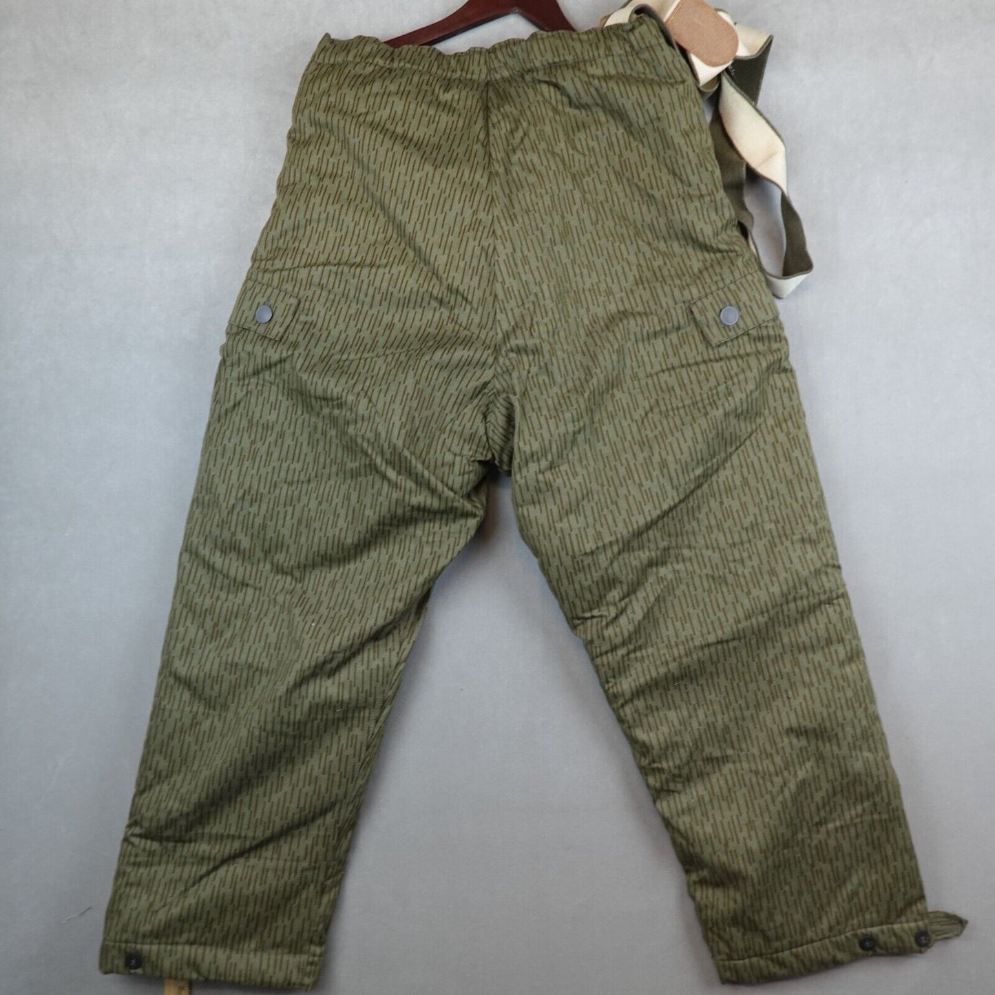 VTG Strichtarn Camo Military Pant Men 38x29 East Germany Army Winter Suspenders