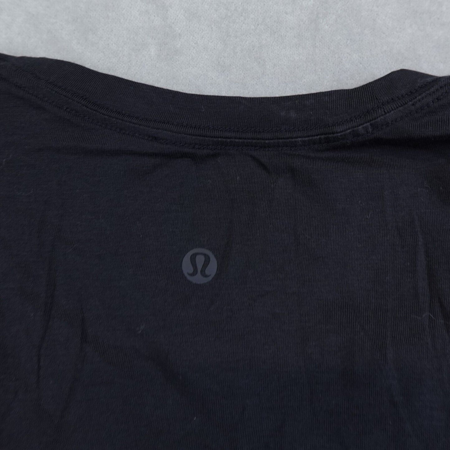 Lululemon T-Shirt