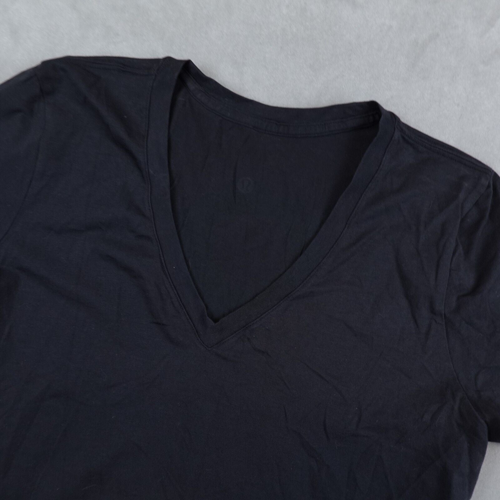 Lululemon T-Shirt