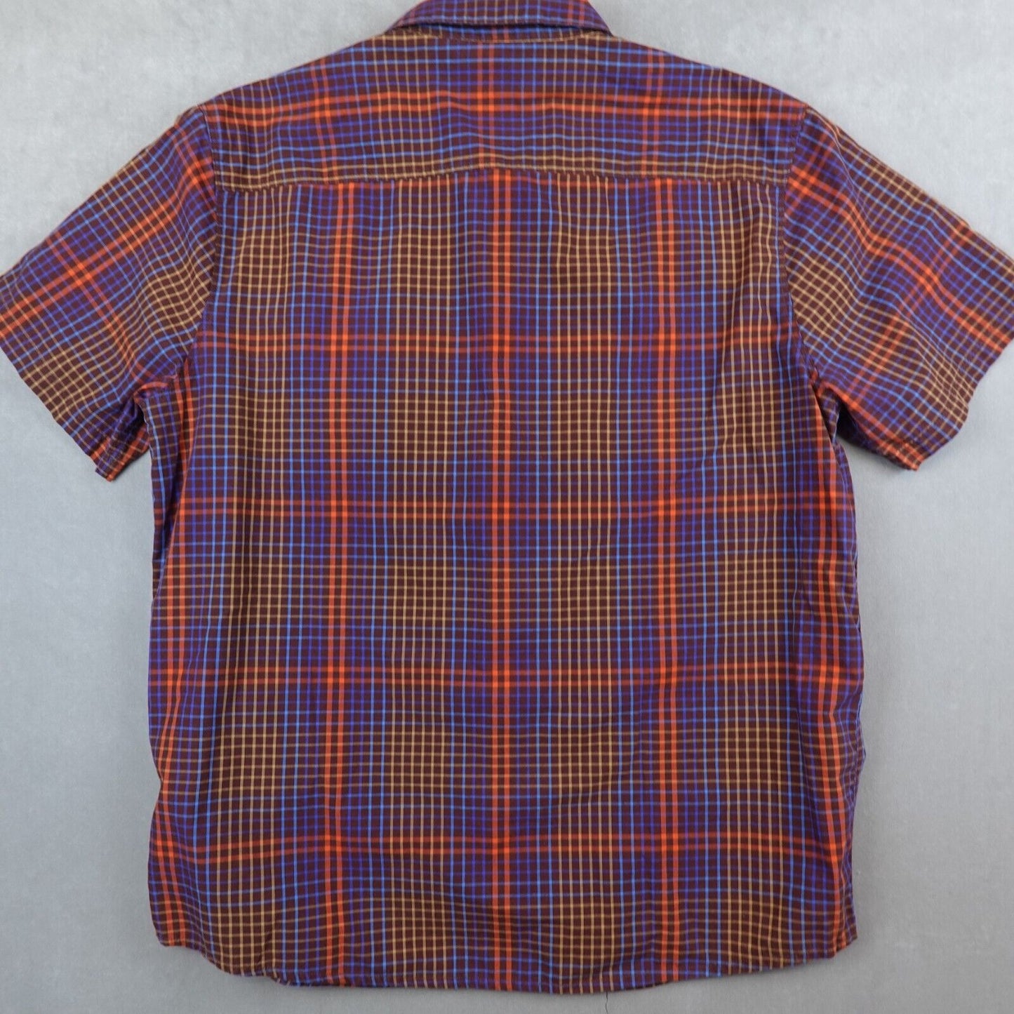 Mountain Hardwear Casual Button-Down Shirts