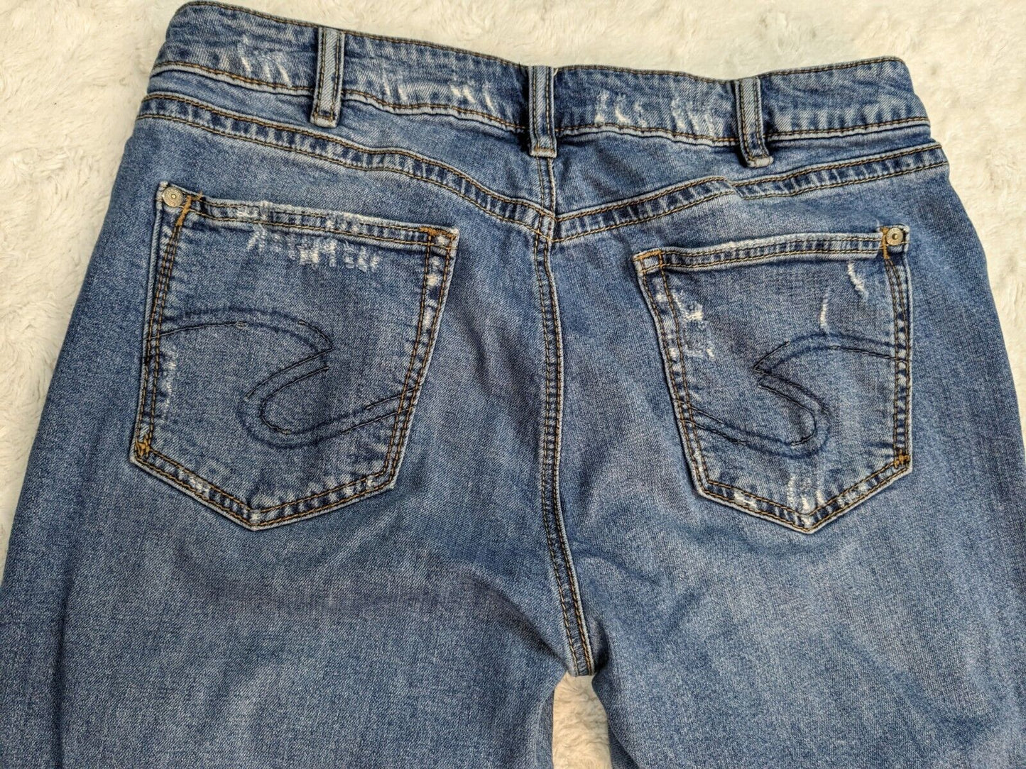 Silver Jeans Avery Slim Crop Button Fly Womens Size 32x25 Denim Jeans Distress