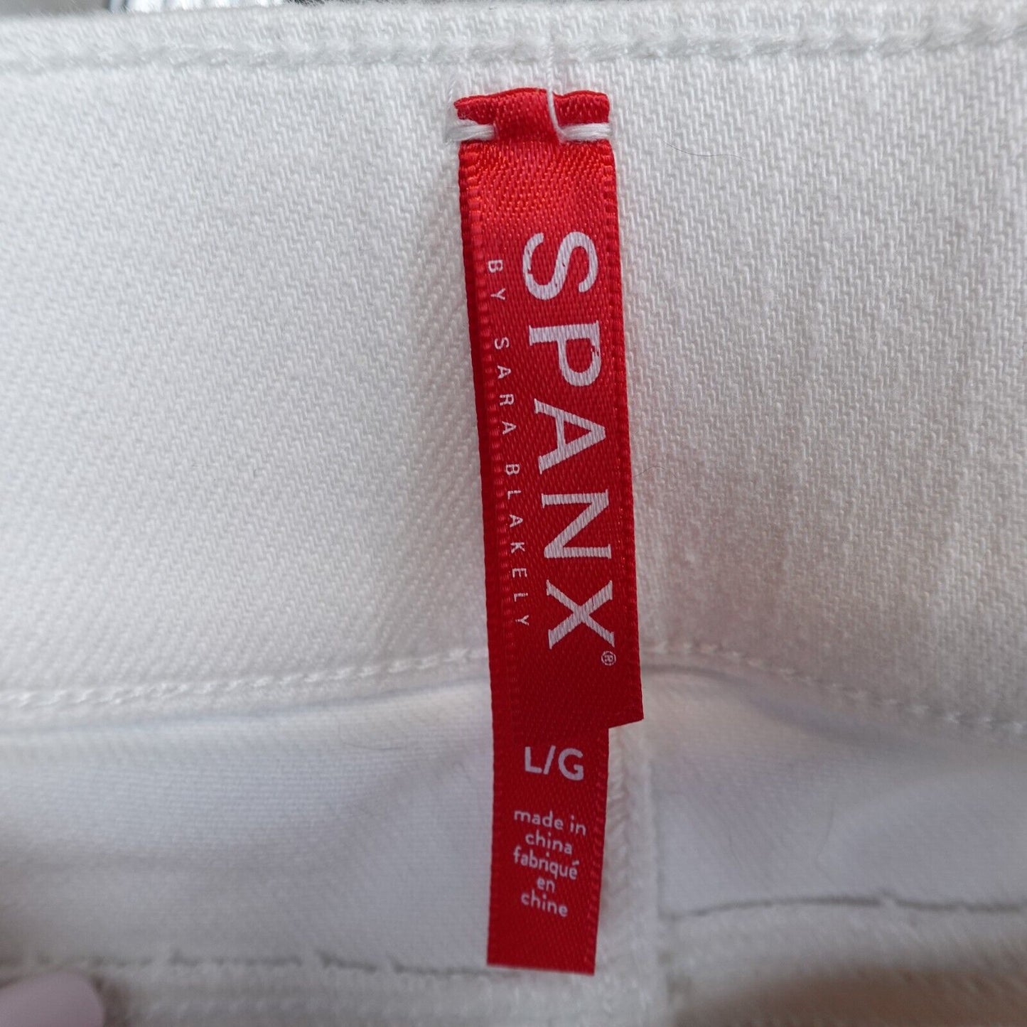 Spanx Jeans Womens Large White Distressed Skinny Pants Fray Hem Stretch