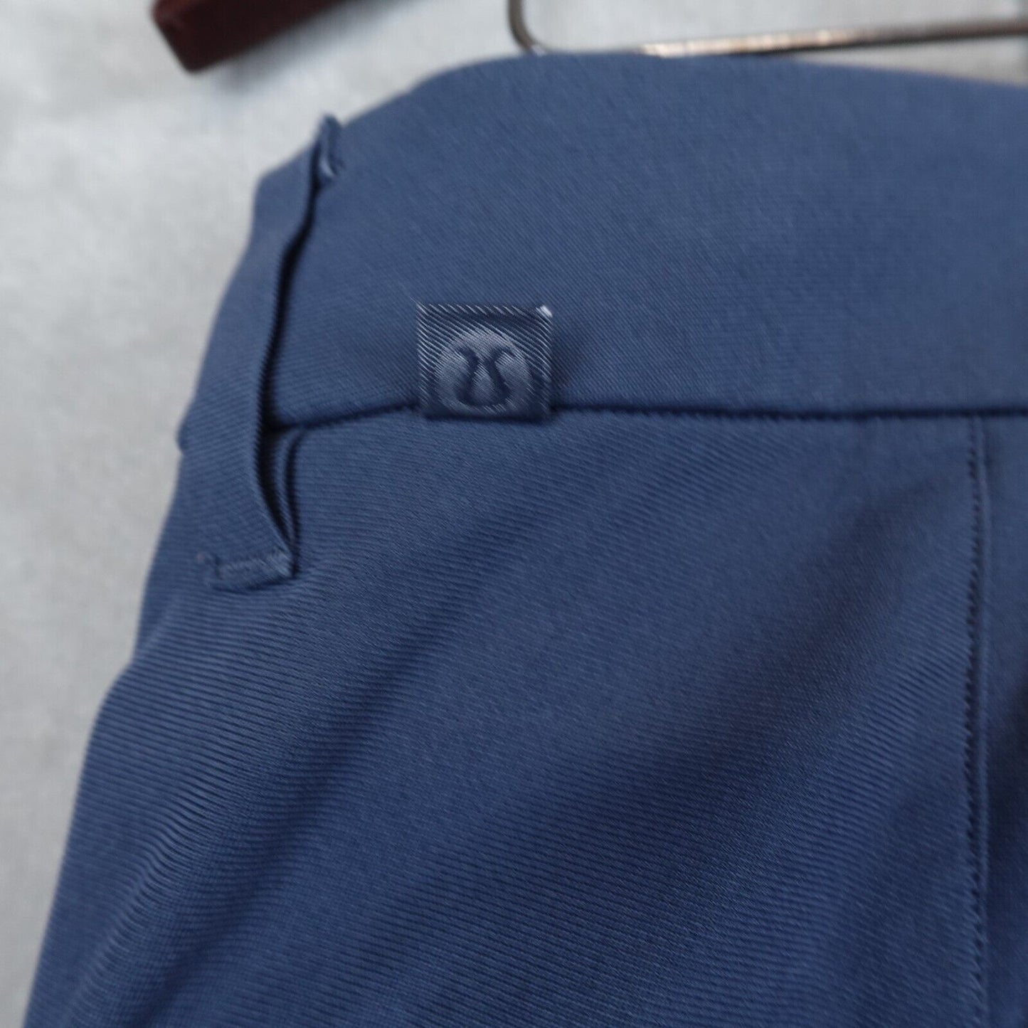 Lululemon Commission Pant Slim Men 34x26 Blue Stretch Warpstreme ABC Commuter