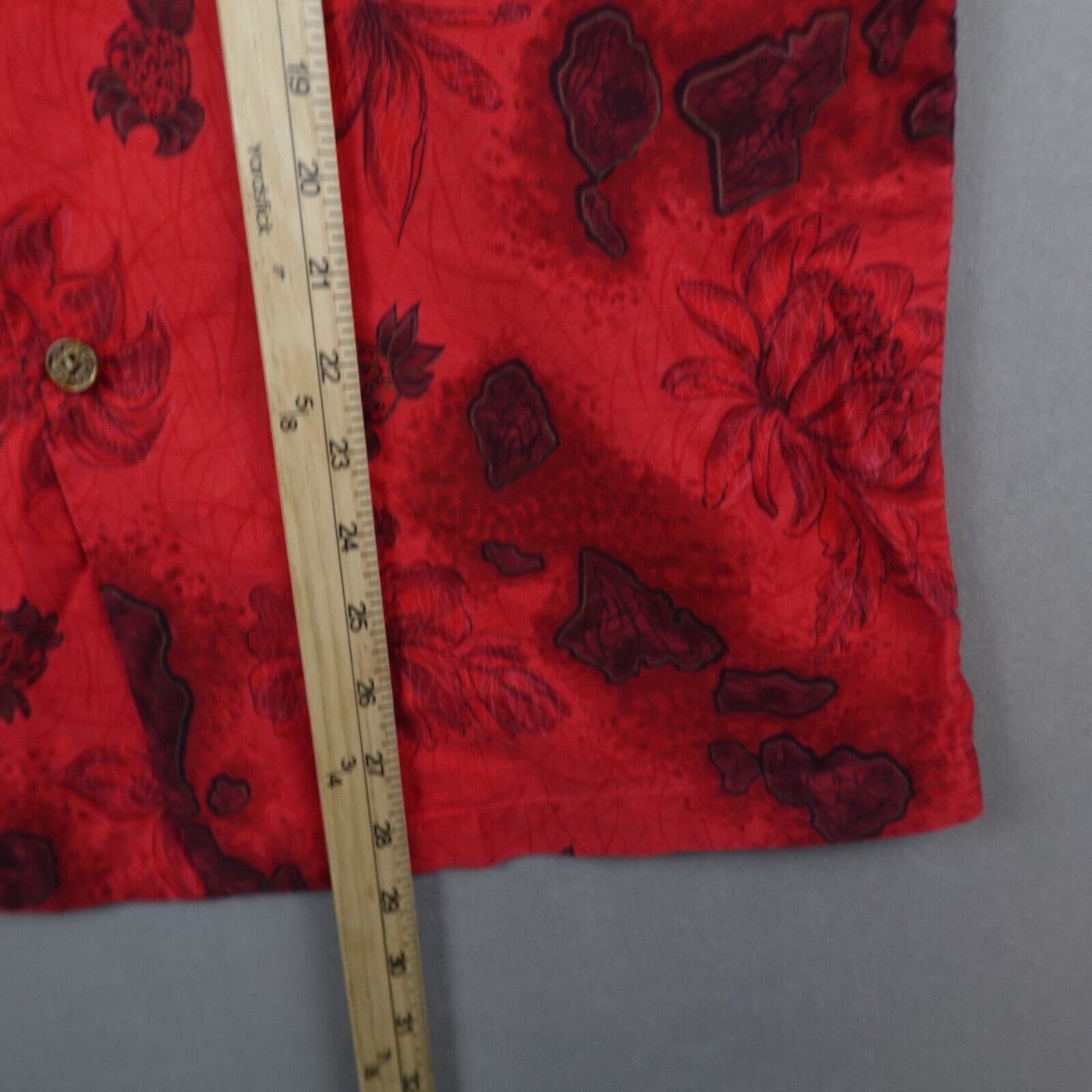 Vintage Royal Hawaiian Shirt Camp Loop Collar Original 60s 70s Men Sz Large Red