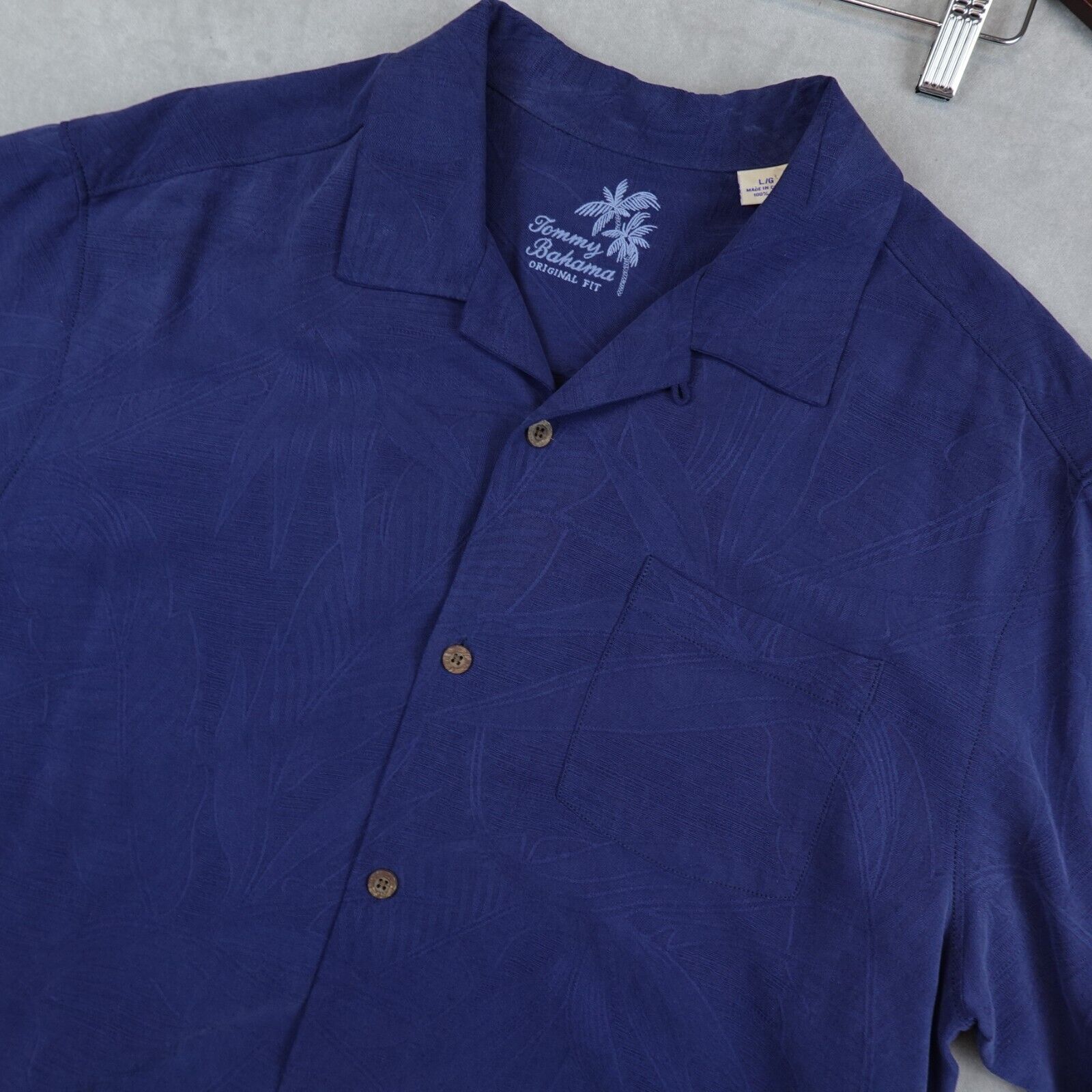 Tommy Bahama Button-Up