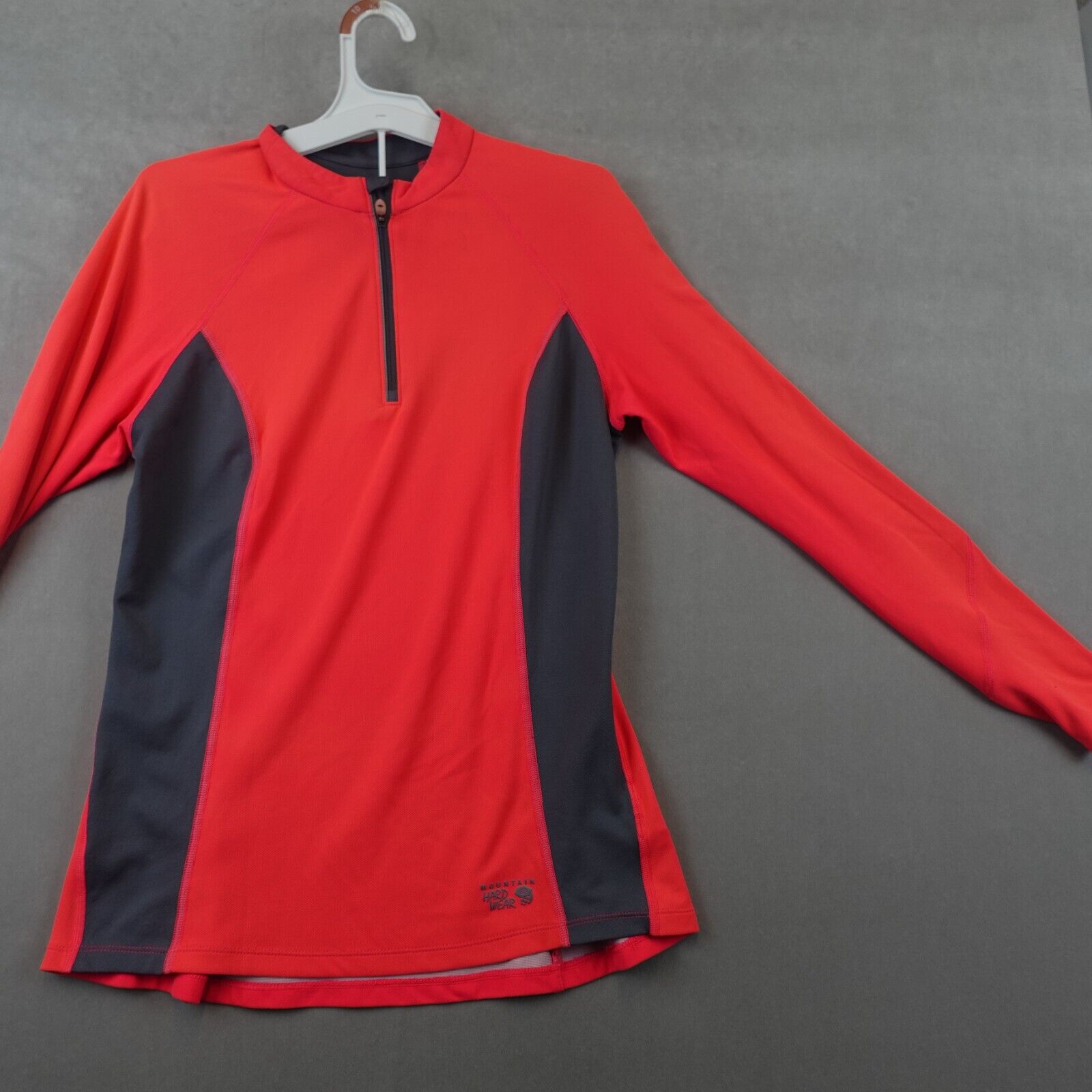 Mountain Hardwear Activewear Tops