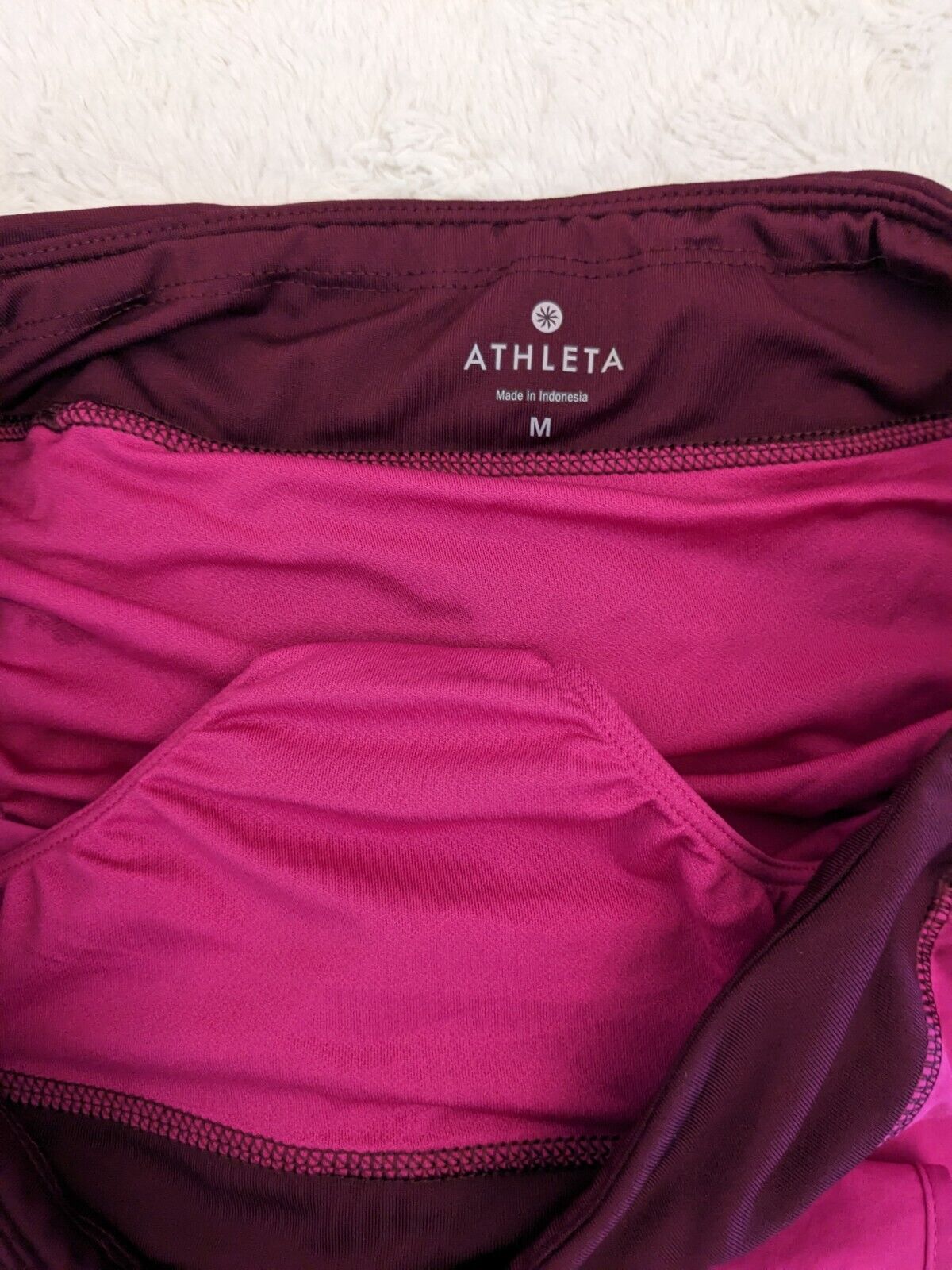 Athleta Track This Run Shorts Womens Medium Magenta Pink Lined 30x3 Stash Pocket